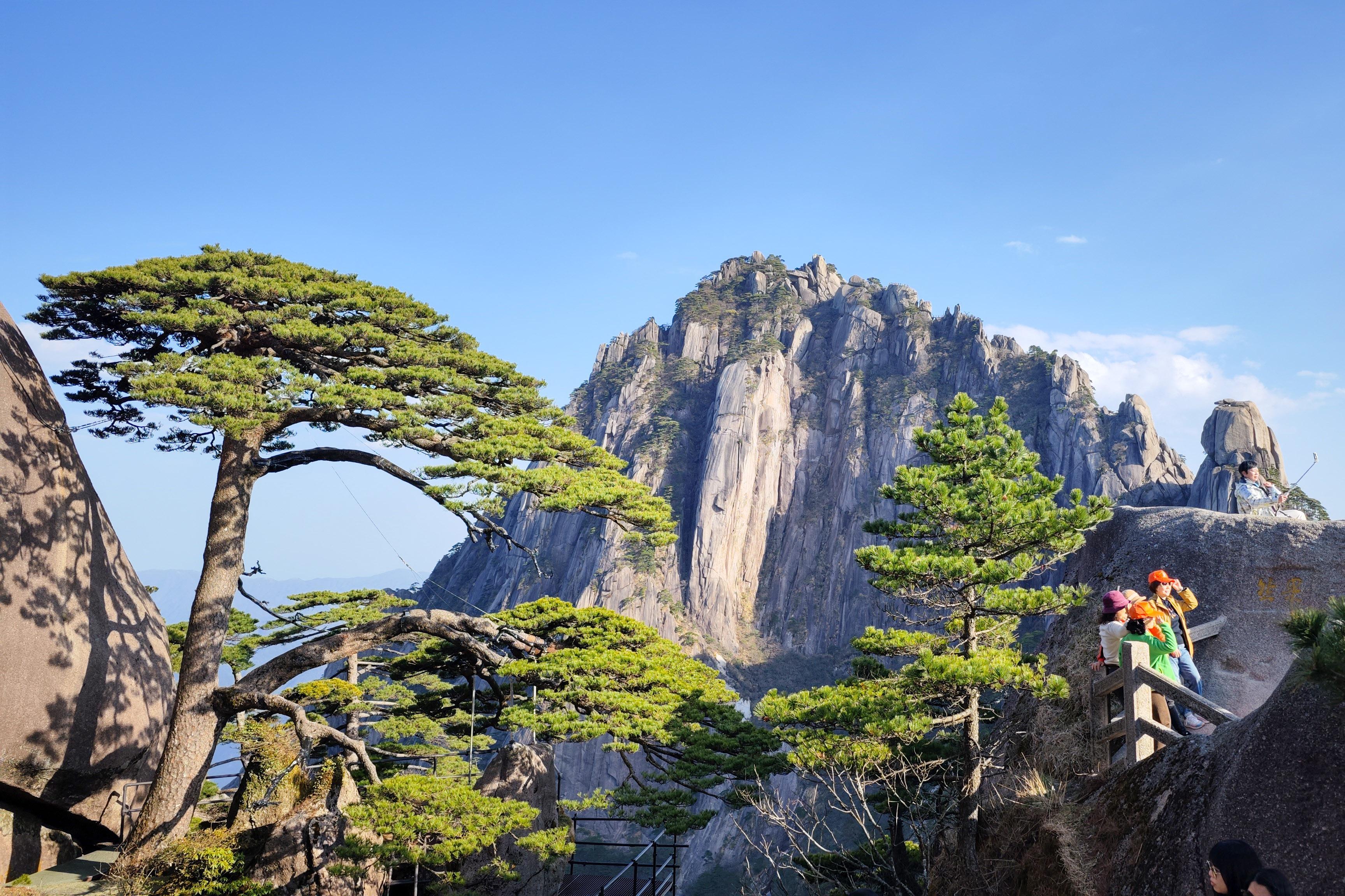 黄山—— Wen Qing.jpg
